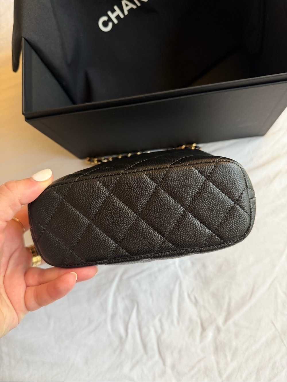 Chanel Crossbody - Picture 5 of 6
